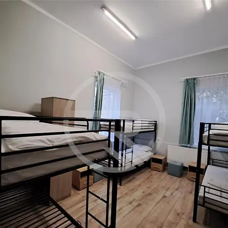 Aeroport-cazare Grupuri&echipe Villa *