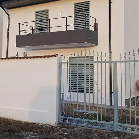 Villa Aeroport-cazare Grupuri&echipe Craiova