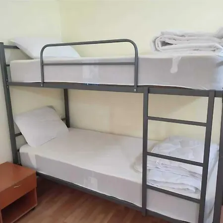 Villa Aeroport-cazare Grupuri&echipe