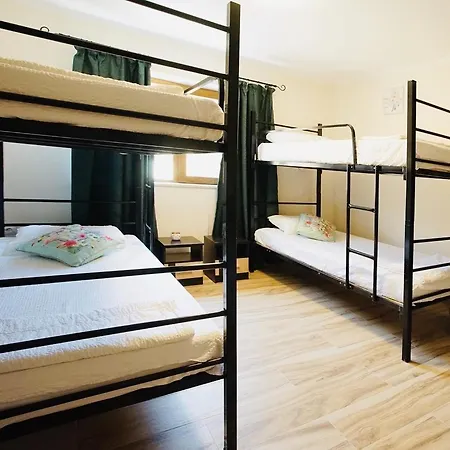 Villa Aeroport-cazare Grupuri&echipe Craiova