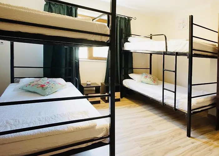 ヴィラ Aeroport-cazare Grupuri&echipe クラヨーヴァ